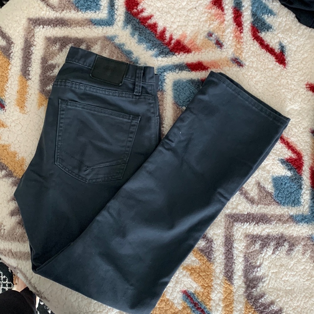 Vans gray chino pants. Size 32.